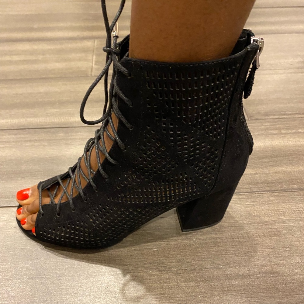 Size 6.5 Womens black open toe booties - Picture 2 of 9